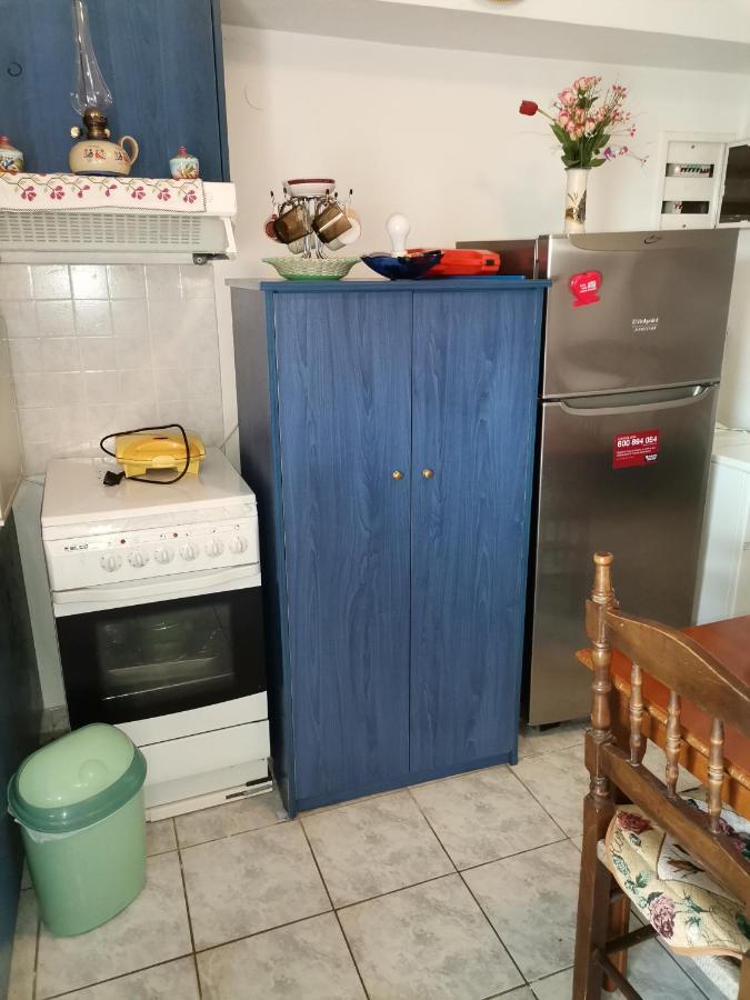 カメナブルナ Spitaki Mouヴィラ エクステリア 写真